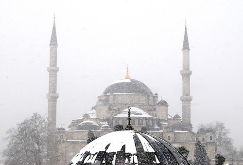 wintereinbruch-istanbul