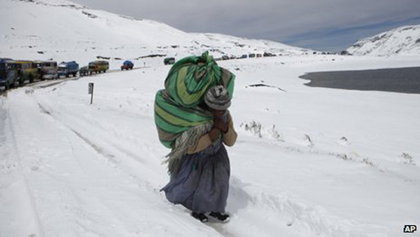 Weltweite Wetterextreme Peru-bolivien-kaelteeinbruch