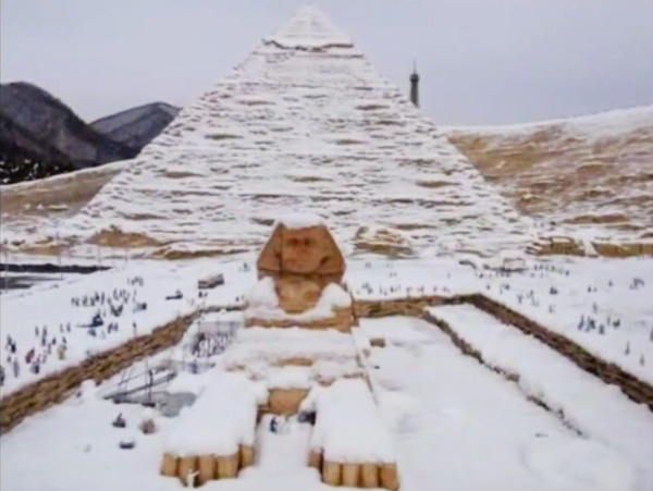 Wintereinbruch in Nahost: Erster Schnee in Kairo seit 112 Jahren – Schneesturm in Jerusalem  Schnee-pyramiden-sphinx